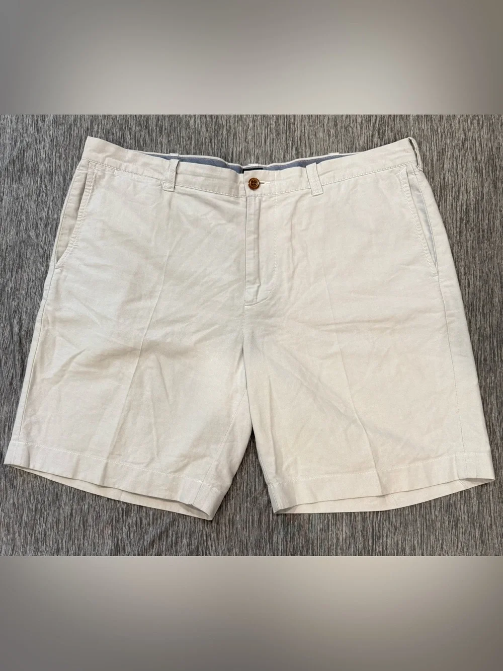 J. Crew Men's Light Beige Flat Front Shorts